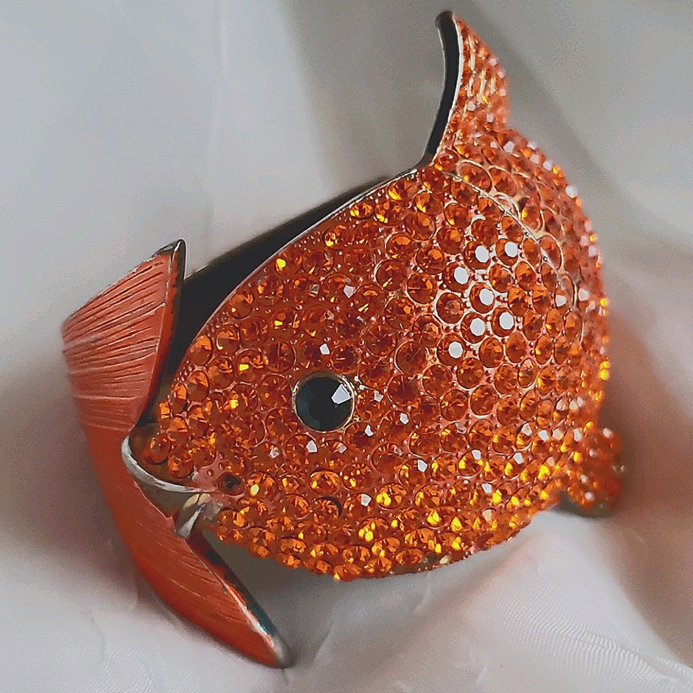 VTG Goldfish Gemstone Bracelet